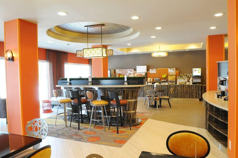 Holiday Inn Express Covington-Madisonville By Ihg Eksteriør billede